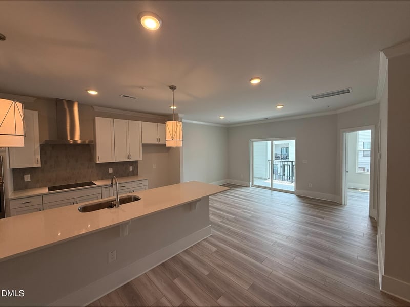 110 Byrum St #302, Cary, NC 27511