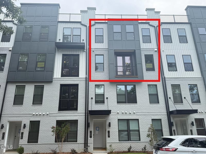110 Byrum St #307, Cary, NC 27511