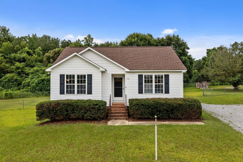 110 Caroline Ct, Clayton, NC 27520