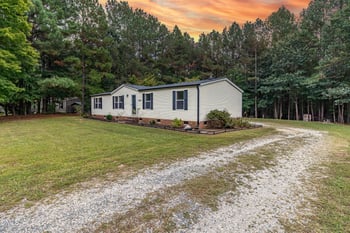 110 Castlebury Ln, Franklinton, NC 27525
