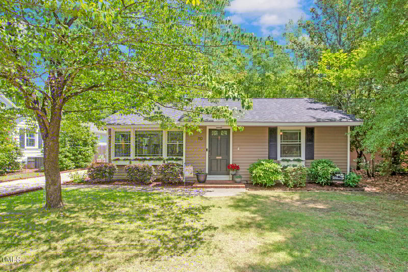 110 Churchill Dr, Fayetteville, NC 28303