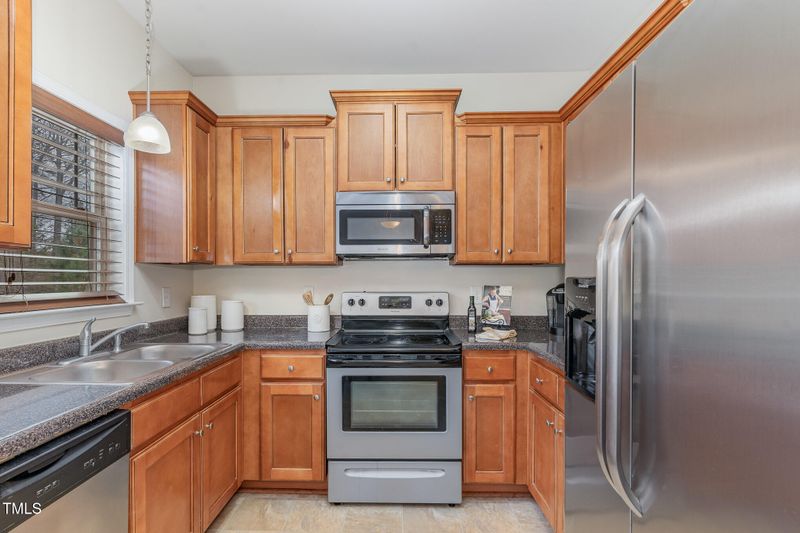 110 Citrine Ct, Knightdale, NC 27545