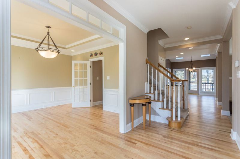 110 Clear Sky Ct, Cary, NC 27513
