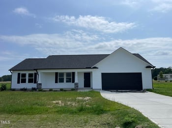 110 Coharie Dr, Lillington, NC 27546