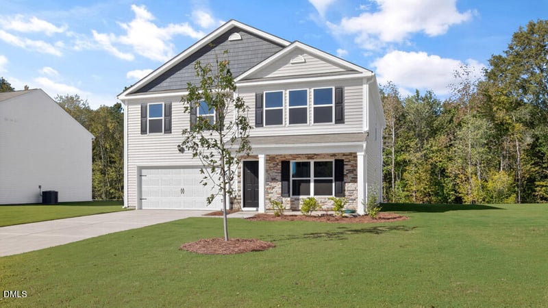 110 Craig Point Dr, Clayton, NC 27520