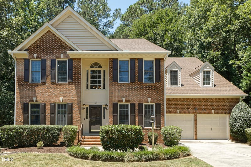110 Dagenham Ln, Cary, NC 27518