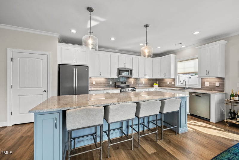 110 Deacon Ridge Ln, Youngsville, NC 27596
