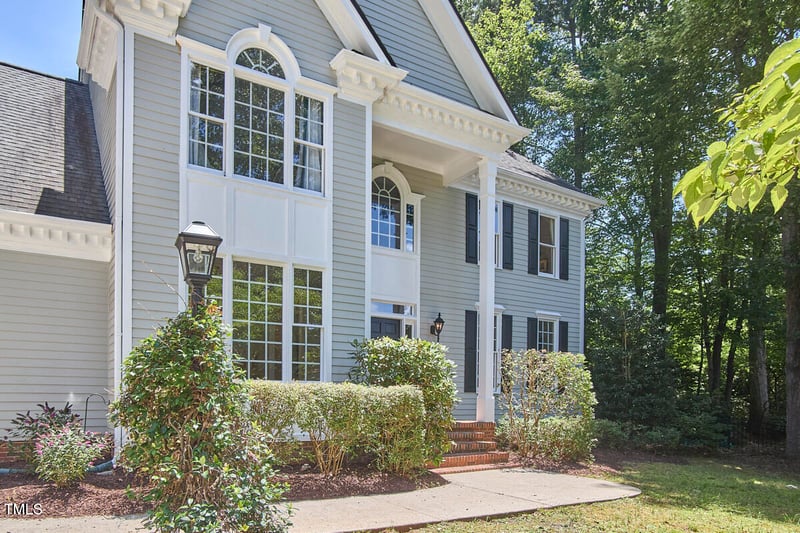 110 Duckwood Ln, Cary, NC 27518