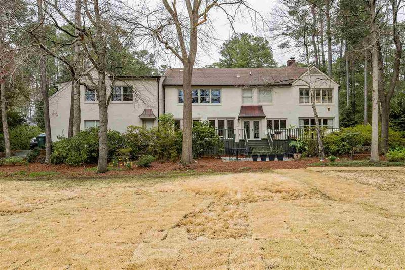 110 Duncansby Ct, Cary, NC 27511