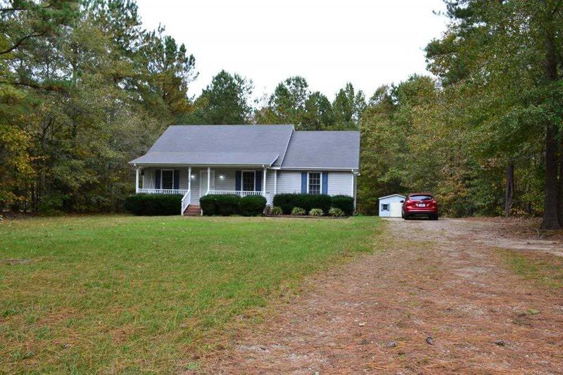 110 Fairway Ln, Zebulon, NC 27597