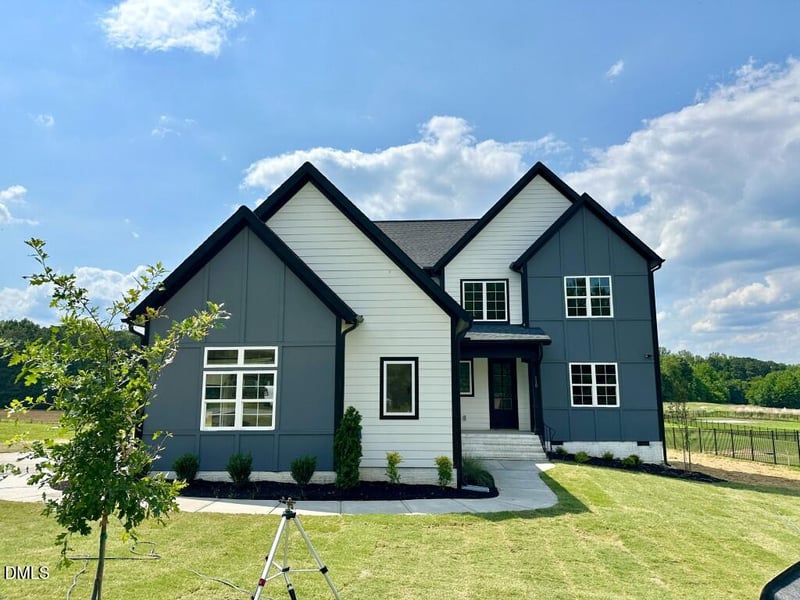 110 Firefly Ln, Youngsville, NC 27596
