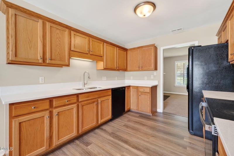 110 Gatwick Ct, Clayton, NC 27520