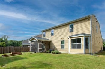 110 Glenview Ln, Durham, NC 27703