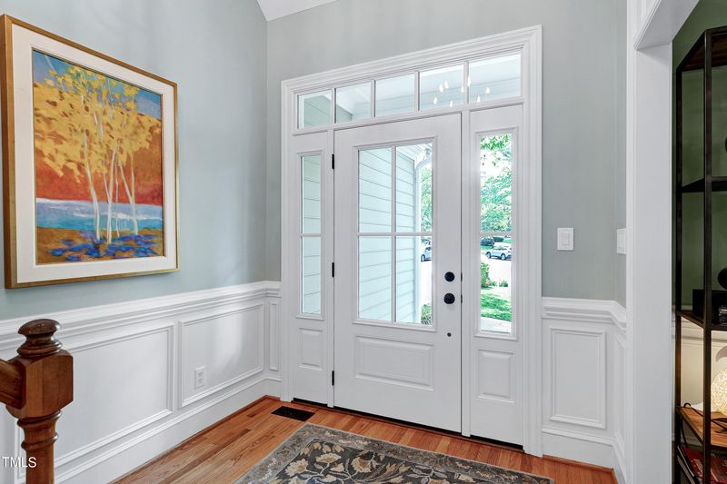 110 Gorge Ct, Cary, NC 27518