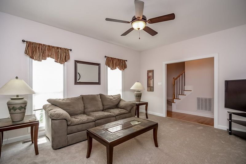 110 Grassy Ridge Ct, Apex, NC 27502