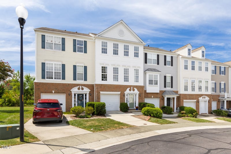 110 Great Ridge Ct, Morrisville, NC 27560