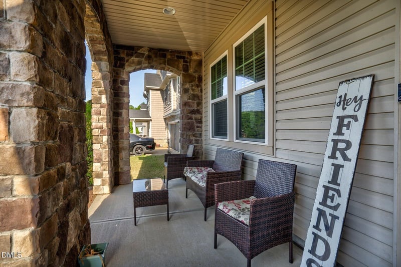 110 Green Willows Dr, Clayton, NC 27527