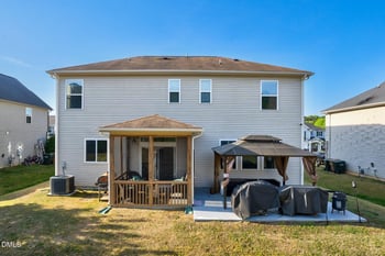 110 Green Willows Dr, Clayton, NC 27527