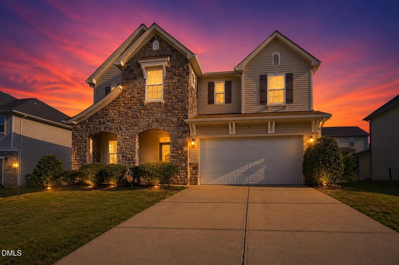 110 Green Willows Dr, Clayton, NC 27527