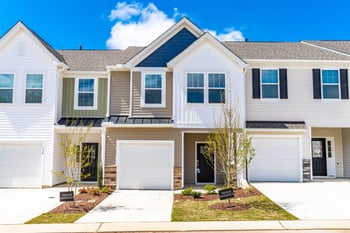 110 Hanging Moss Trl, Clayton, NC 27527