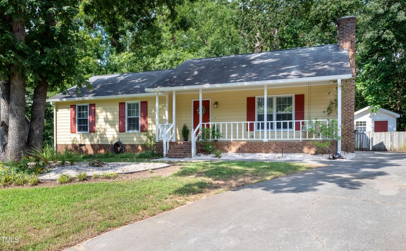 110 Hawks Nest Ct, Cary, NC 27513