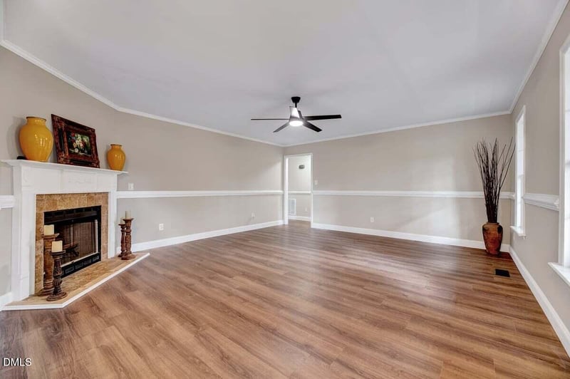 110 Hinton Ct, Clayton, NC 27527