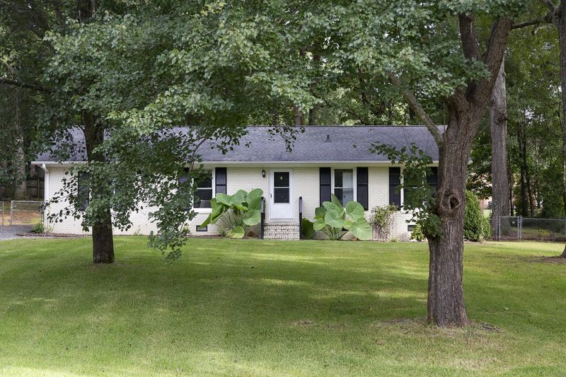 110 Jasmine Pl, Durham, NC 27712