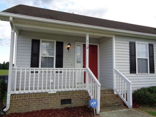 110 Jethro Cir, Smithfield, NC 27577