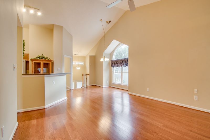 110 Kingsley Woods Dr, Durham, NC 27703