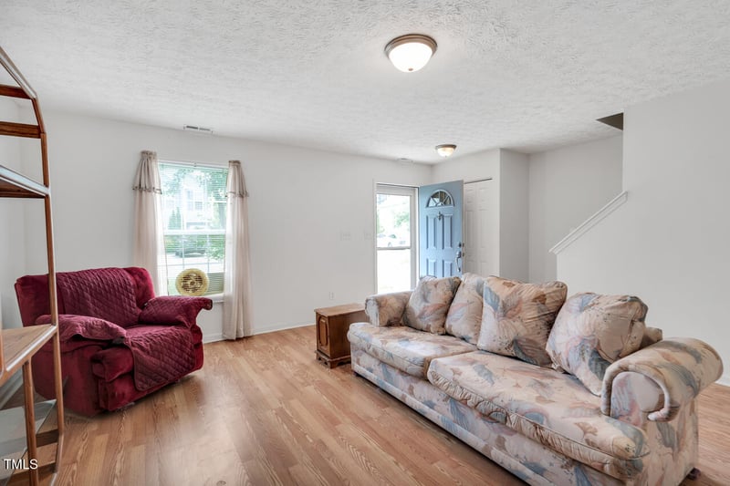 110 Knightwood Dr, Durham, NC 27703