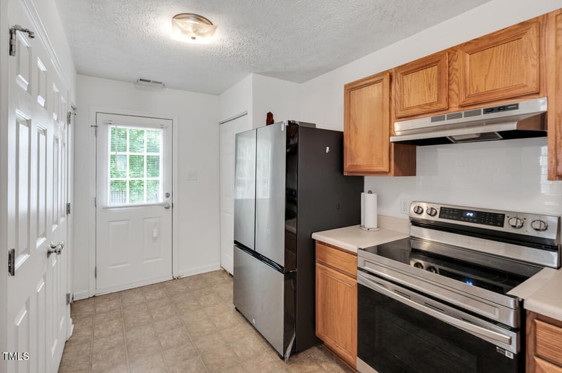110 Knightwood Dr, Durham, NC 27703