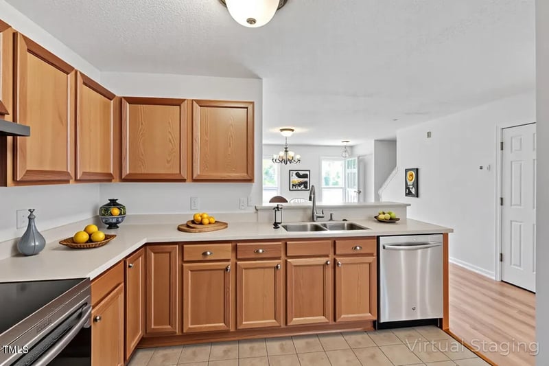 110 Knightwood Dr, Durham, NC 27703