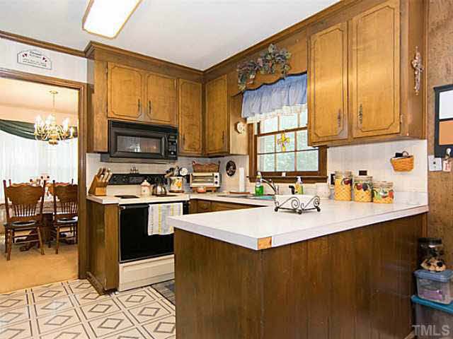 110 Lake Dr, Wendell, NC 27591