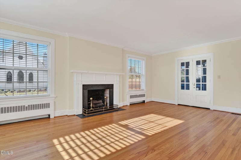 110 Layton Ave, Dunn, NC 28334