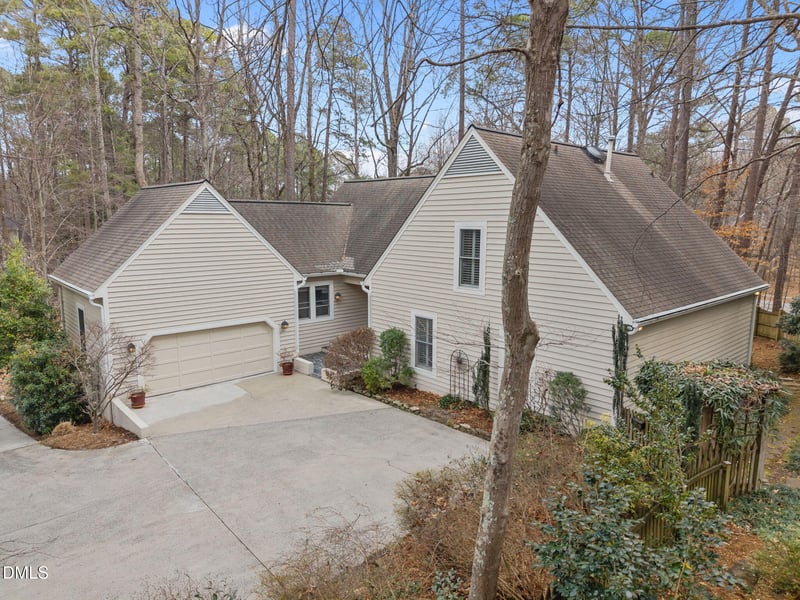 110 Linnaeus Pl, Chapel Hill, NC 27514
