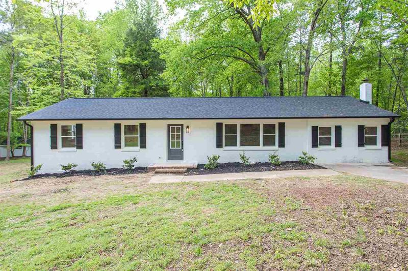 110 Marcus Rd, Chapel Hill, NC 27514