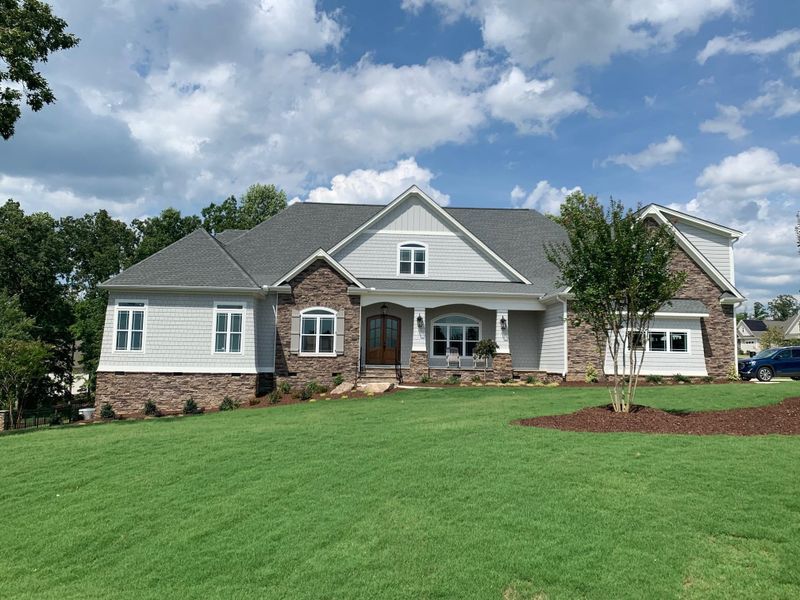 110 Mattera Dr, Clayton, NC 27527