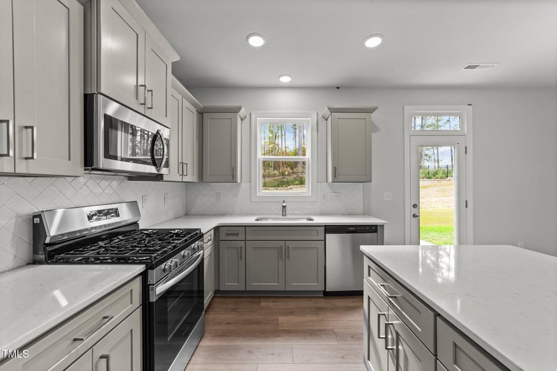 110 Merrifield Ln, Garner, NC 27529