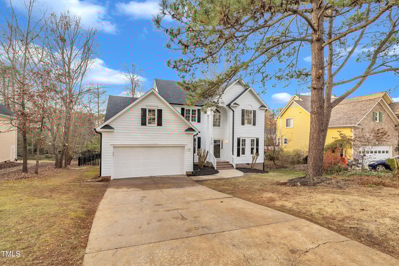 110 Modena Dr, Cary, NC 27513