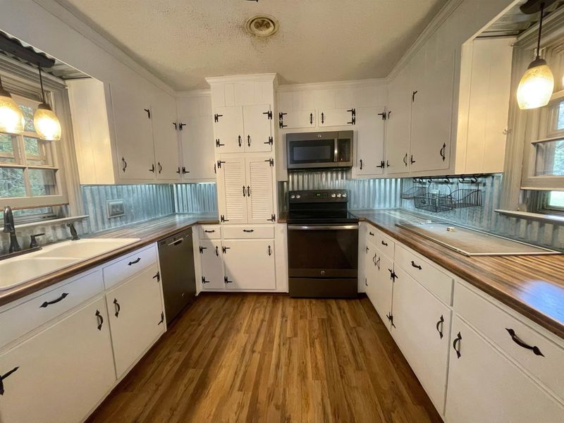 110 Mollys Pl, Roxboro, NC 27574