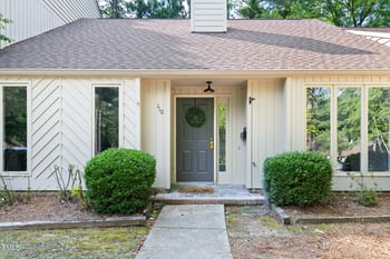 110 Mossbark Ln, Chapel Hill, NC 27514