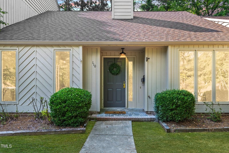 110 Mossbark Ln, Chapel Hill, NC 27514