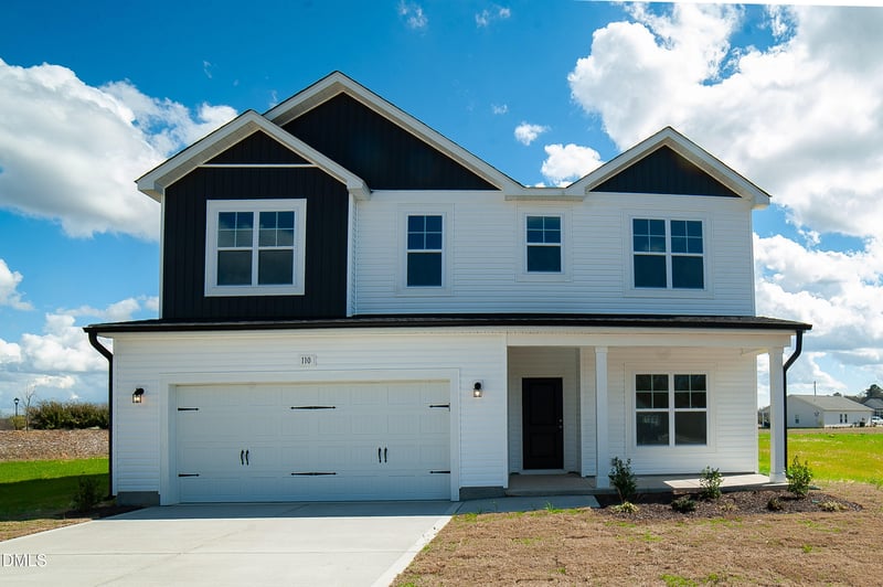 110 Mossy Bridge Ct, Lillington, NC 27546