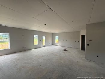 110 Mossy Bridge Ct, Lillington, NC 27546
