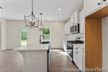 110 Nathan Dr #63, Lillington, NC 27546