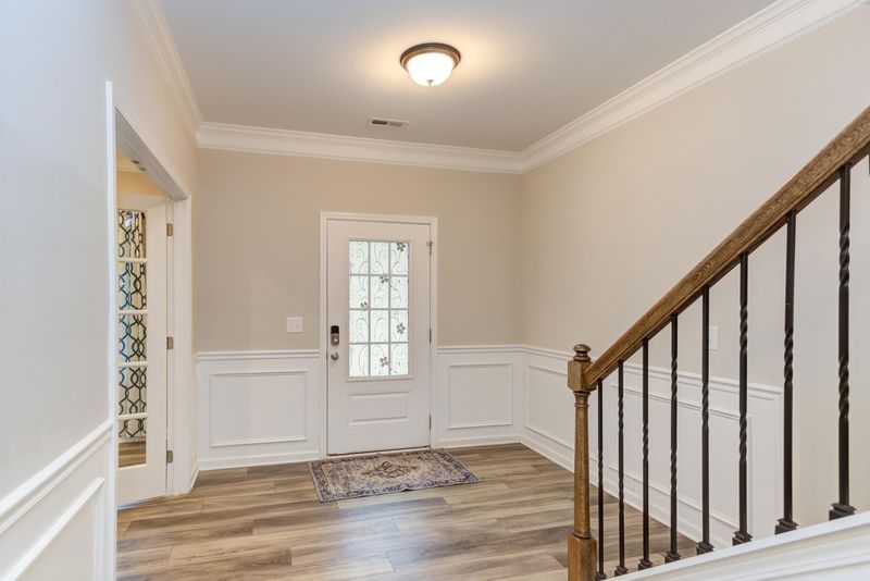 110 Neuse Overlook Dr, Clayton, NC 27527