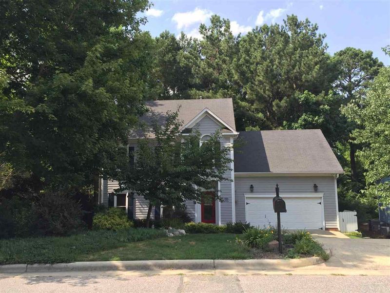 110 Northcote Dr, Cary, NC 27519