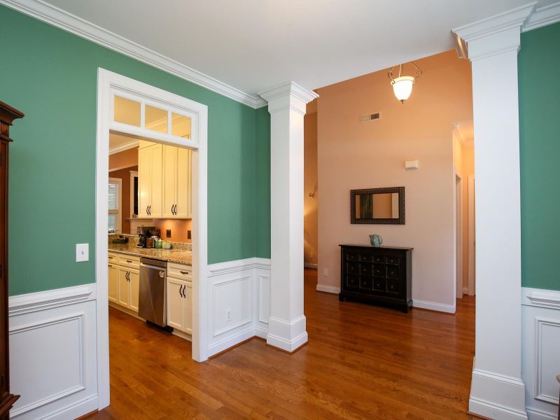 110 Oak Leaf Trl, Youngsville, NC 27596