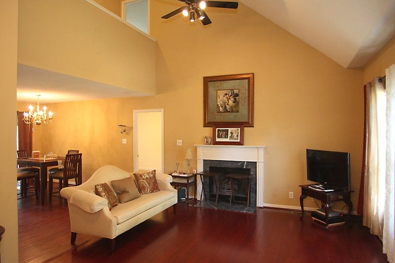 110 Old Dock Trl, Cary, NC 27519