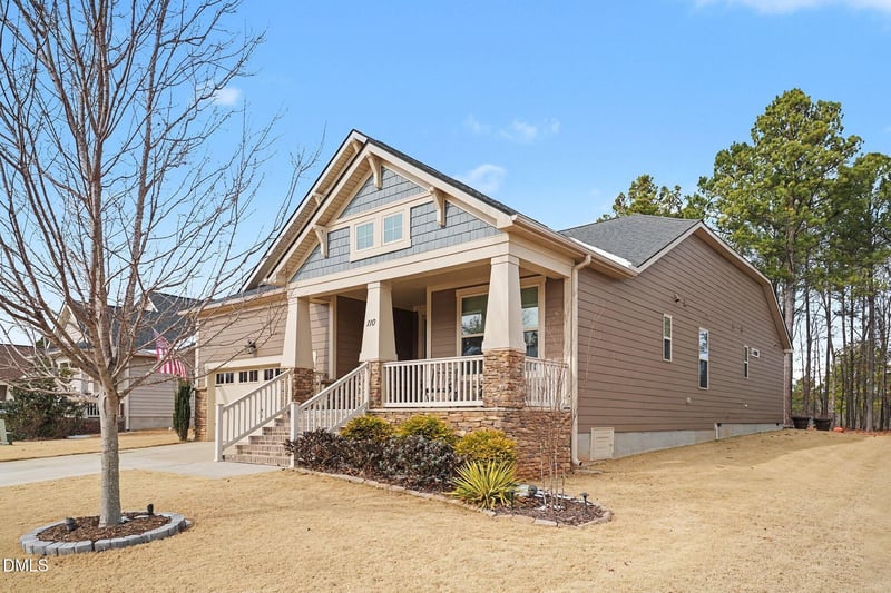 110 Olde Liberty Dr, Youngsville, NC 27596